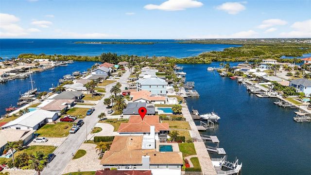 5448 LEEWARD LANE, New Port Richey, FL 34652