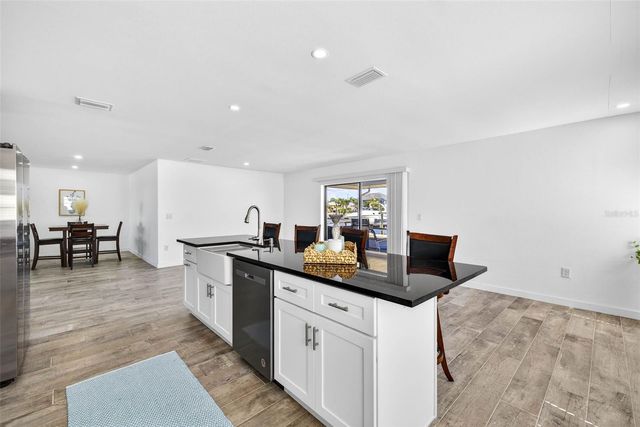 5448 LEEWARD LANE, New Port Richey, FL 34652