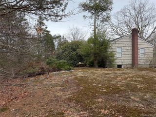 171 Stony Hollow Road, Greenlawn, NY 11740