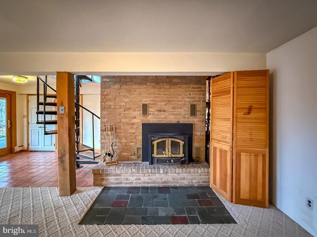 2240 DEEP CREEK RD, Perkiomenville, PA 18074