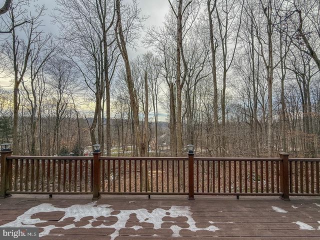 2240 DEEP CREEK RD, Perkiomenville, PA 18074