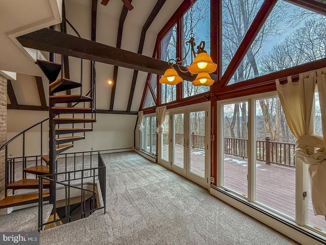 2240 DEEP CREEK RD, Perkiomenville, PA 18074