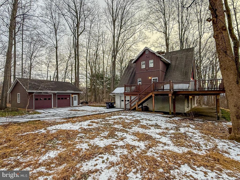 2240 DEEP CREEK RD, Perkiomenville, PA 18074