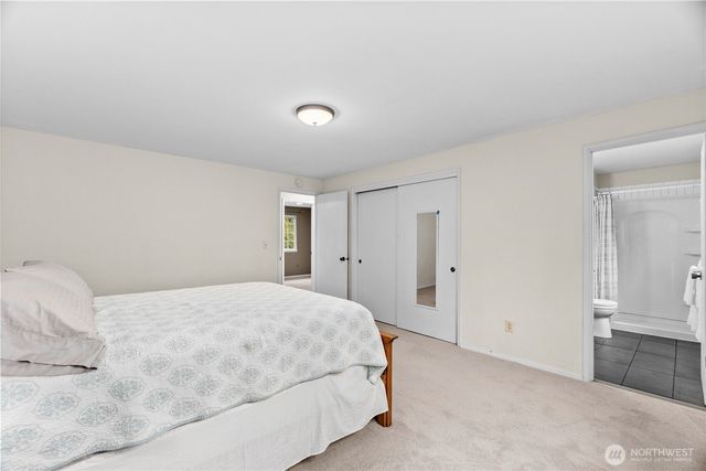 9911 Berkshire Loop SE, Olympia, WA 98513