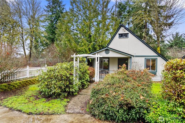 9911 Berkshire Loop SE, Olympia, WA 98513