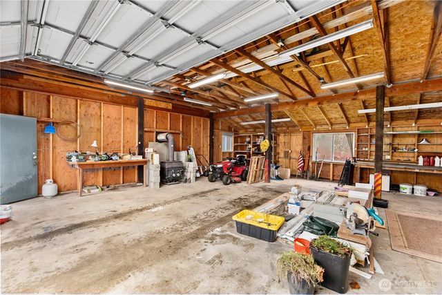 9911 Berkshire Loop SE, Olympia, WA 98513