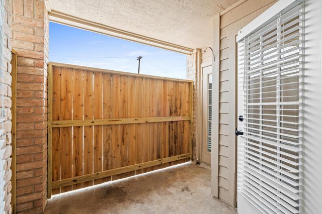 14600 Fonmeadow Drive 602, Houston, TX 77035