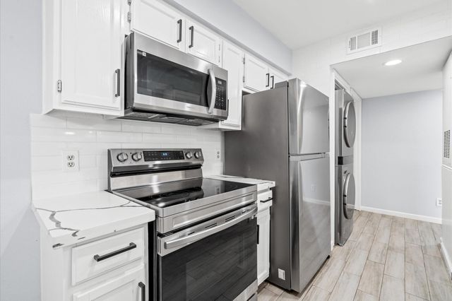14600 Fonmeadow Drive 602, Houston, TX 77035