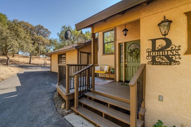 5681 Honeycomb Ln, Shingle Springs, CA 95682