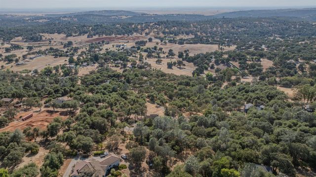 5681 Honeycomb Ln, Shingle Springs, CA 95682