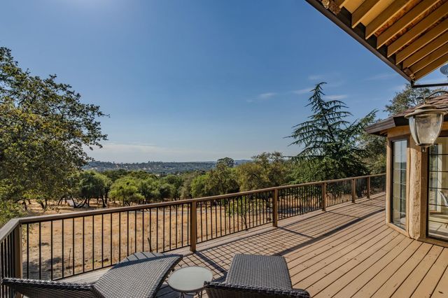 5681 Honeycomb Ln, Shingle Springs, CA 95682