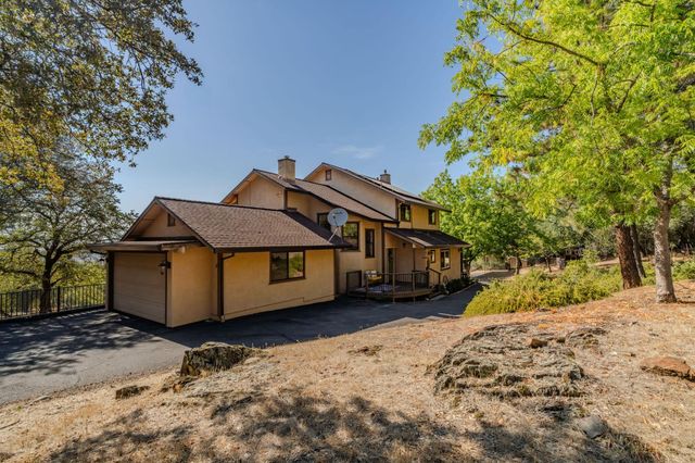 5681 Honeycomb Ln, Shingle Springs, CA 95682