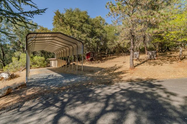 5681 Honeycomb Ln, Shingle Springs, CA 95682