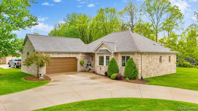 2376 Joseph Tamron Drive, Saint Clair, MI 48079