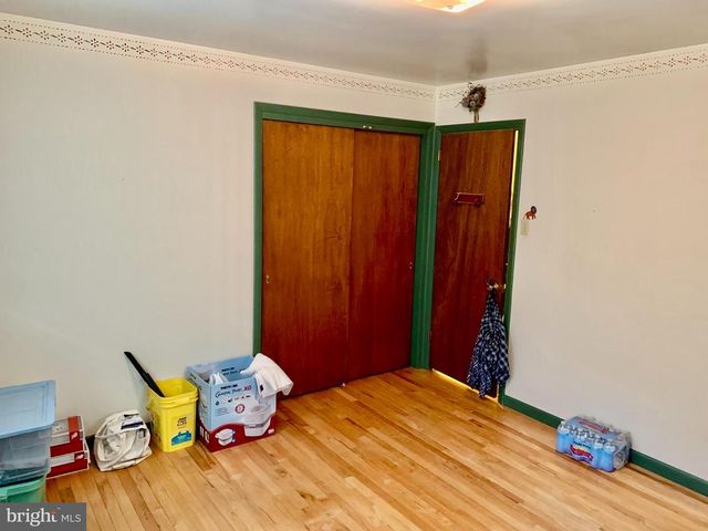 733 BEACH ST, Reading, PA 19605