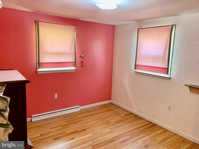 733 BEACH ST, Reading, PA 19605