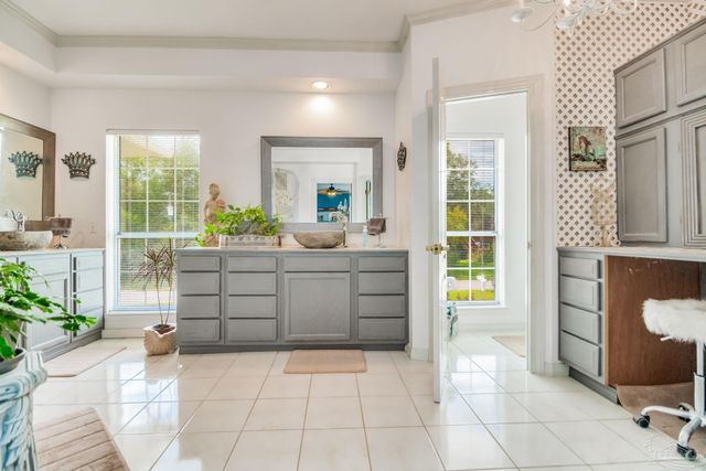 5708 Lakeside Ct, Milton, FL 32583