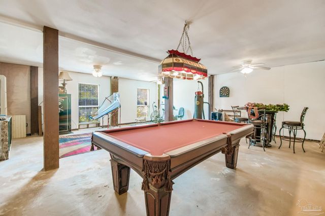 5708 Lakeside Ct, Milton, FL 32583