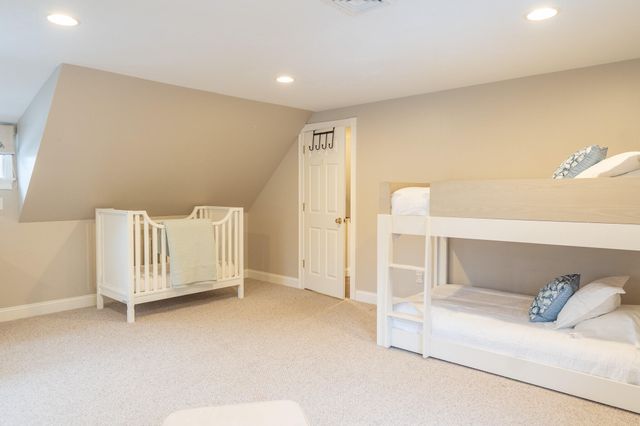 10 Abbey Gate Road, Cotuit, MA 02635