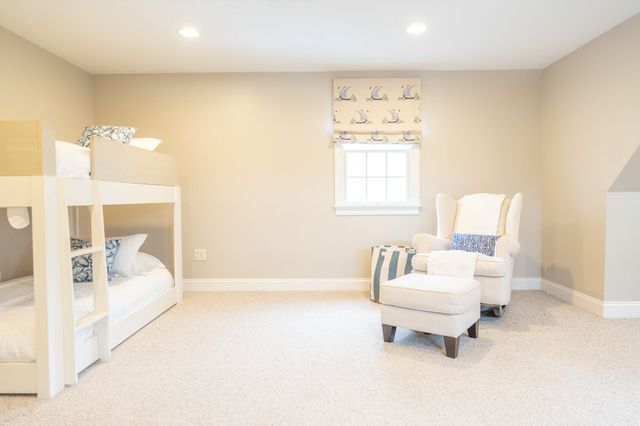10 Abbey Gate Road, Cotuit, MA 02635