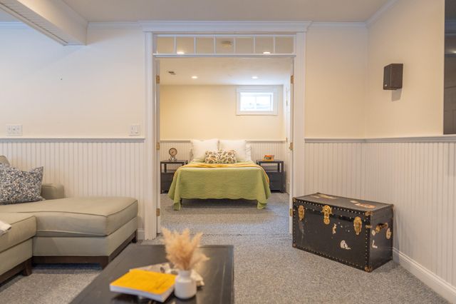 10 Abbey Gate Road, Cotuit, MA 02635