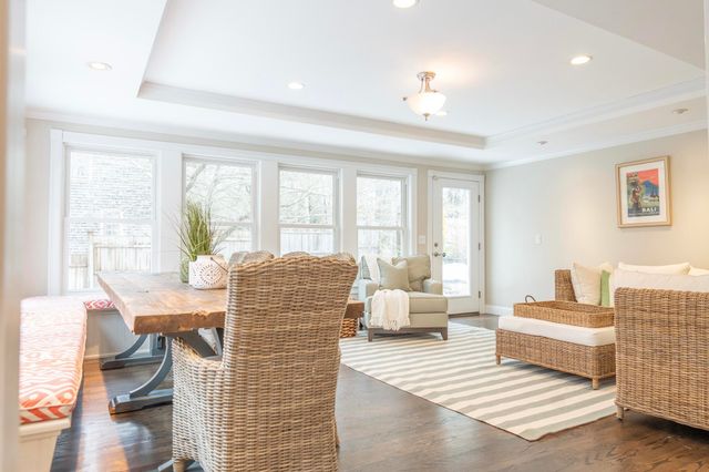 10 Abbey Gate Road, Cotuit, MA 02635