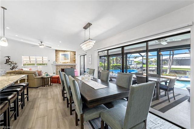 937 SW 54th LN, Cape Coral, FL 33914