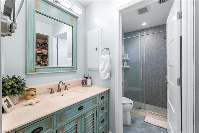 937 SW 54th LN, Cape Coral, FL 33914