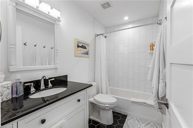 937 SW 54th LN, Cape Coral, FL 33914