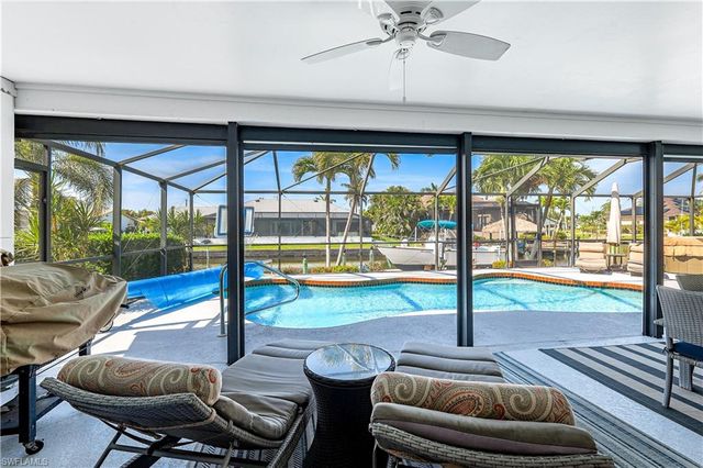 937 SW 54th LN, Cape Coral, FL 33914