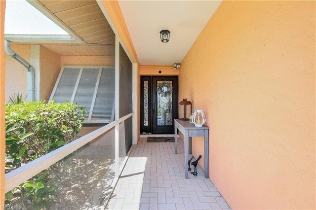 937 SW 54th LN, Cape Coral, FL 33914