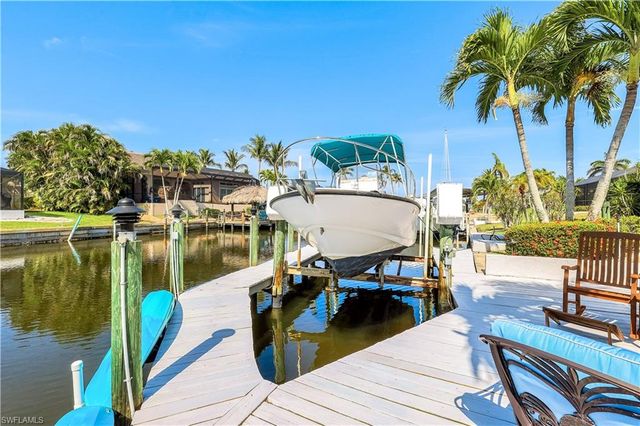 937 SW 54th LN, Cape Coral, FL 33914