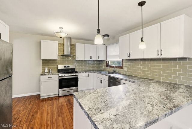 1534 Brittain Road, Akron, OH 44310