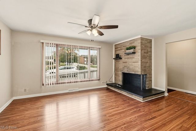 1534 Brittain Road, Akron, OH 44310