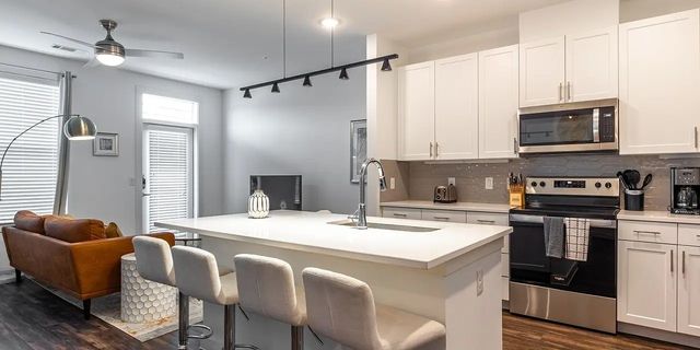 1000 Fort Worth Avenue 413, Dallas, TX 75208