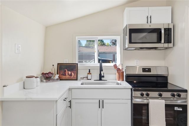 203 Rosewood Road, Medway, OH 45341