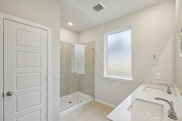5132 Redbud Valley Drive, Pearland, TX 77584