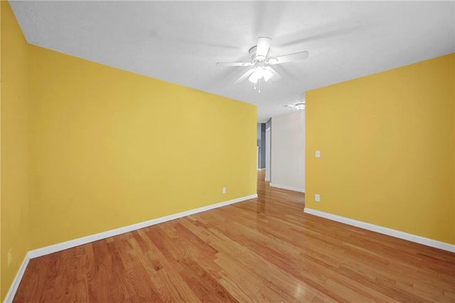 6236 Rock Port Drive, Flowery Branch, GA 30542