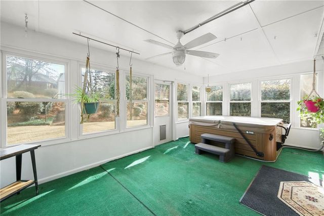 6236 Rock Port Drive, Flowery Branch, GA 30542