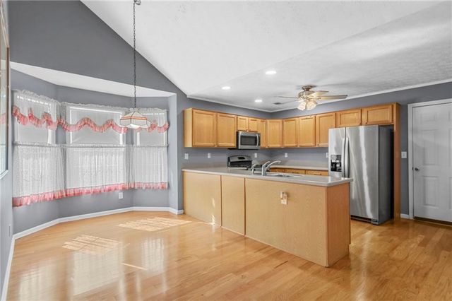 6236 Rock Port Drive, Flowery Branch, GA 30542