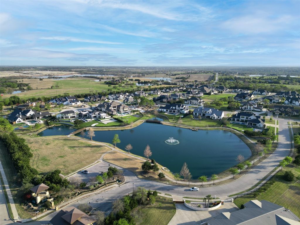 233 Sunset Point Trail, Heath, TX 75032