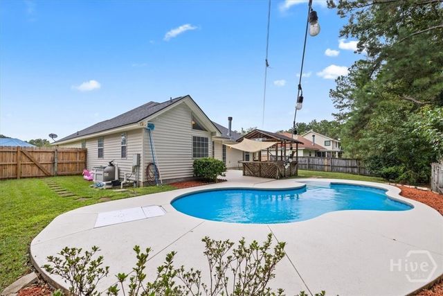 233 Longleaf Circle, Pooler, GA 31322
