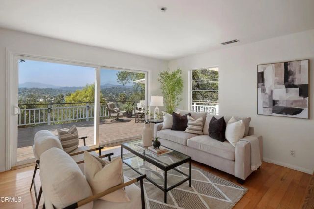 156 Saint Albans Avenue, South Pasadena, CA 91030