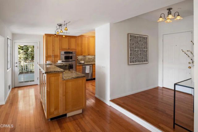156 Saint Albans Avenue, South Pasadena, CA 91030