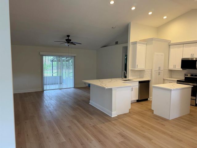 14307 N 80th Ln Lane N, Loxahatchee, FL 33470