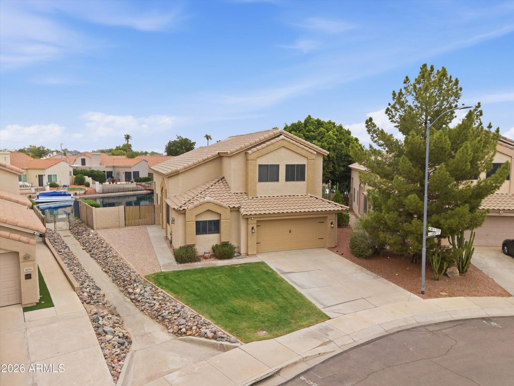 8710 W LISBON Lane, Peoria, AZ 85381 — photo 2