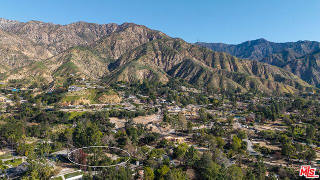 1414 E Palm Street, Altadena, CA 91001