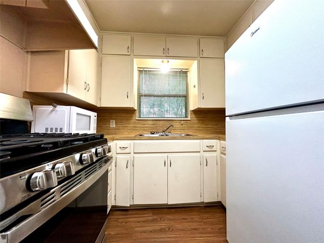 607 Bellevue PL A, Austin, TX 78705