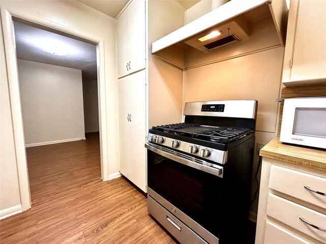 607 Bellevue PL A, Austin, TX 78705