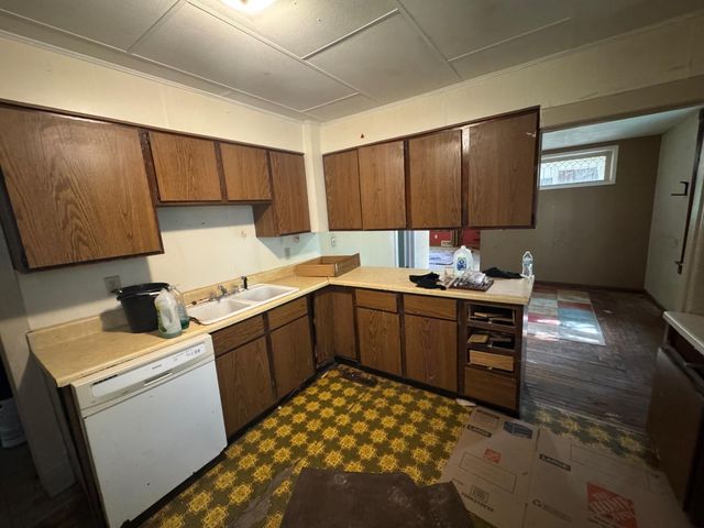 73 2nd Street SE, Blackduck, MN 56630